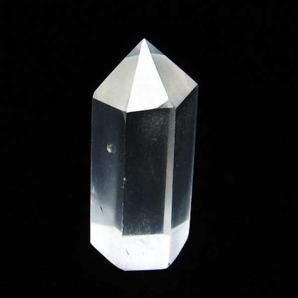 大きな水晶　六角柱　クリスタル