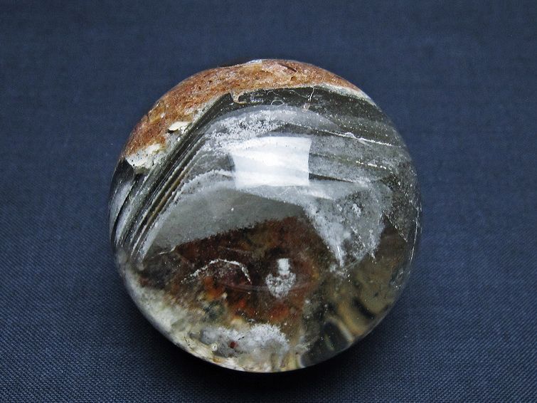 ガーデン水晶ファントム丸玉 50mm [T100-4847] 1枚目