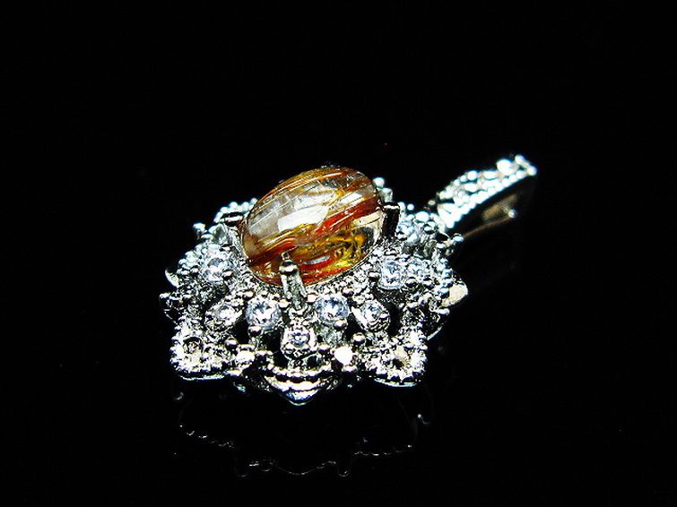 ファイナルグレード金針ルチル水晶ペンダント[T134-4372] 3枚目