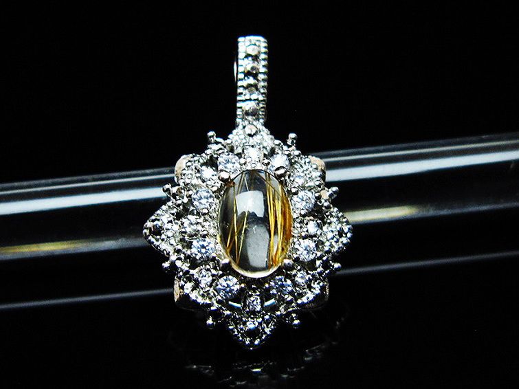 ファイナルグレード金針ルチル水晶ペンダント[T134-4376] 1枚目