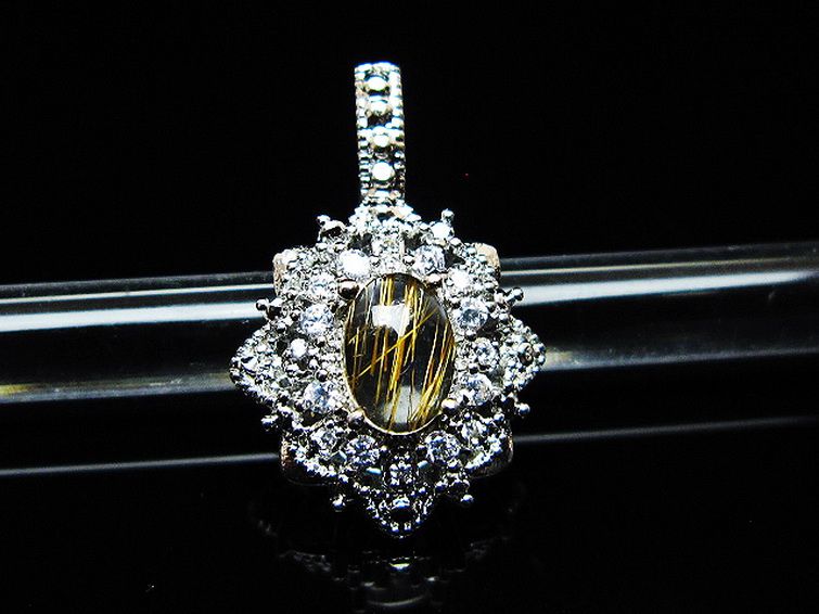 ファイナルグレード金針ルチル水晶ペンダント[T134-4381] 1枚目