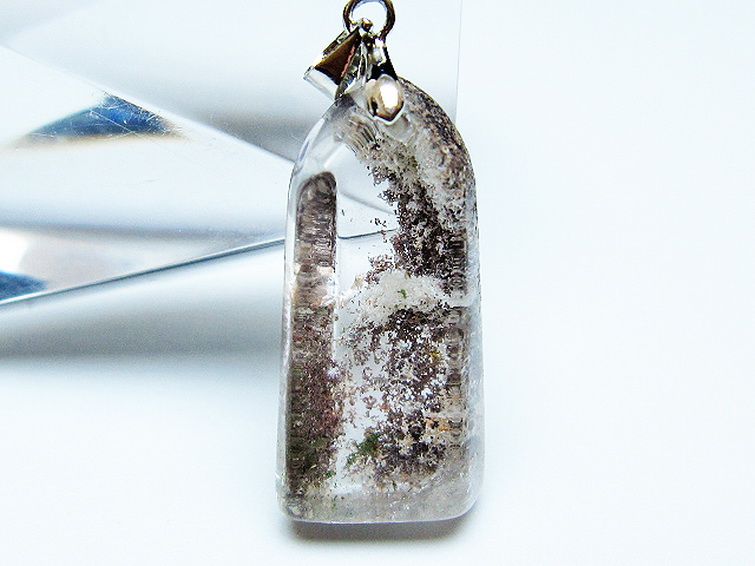 ガーデン水晶ペンダント [t136-4642] 1枚目