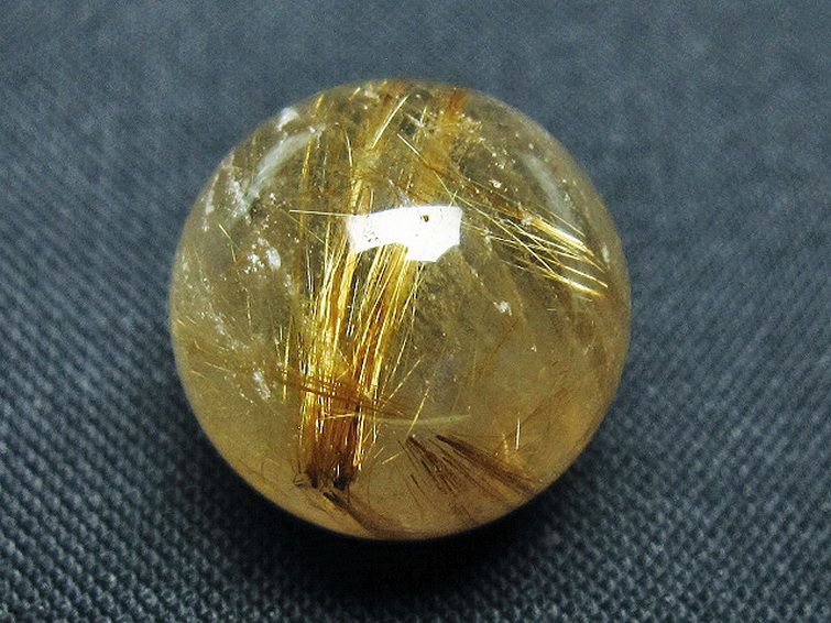 ゴールドタイチンルチル入り水晶丸玉 16mm [t145-2206] 2枚目