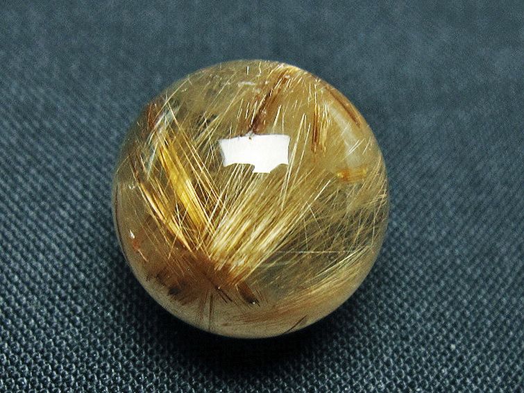 ゴールドタイチンルチル入り水晶丸玉 17mm [t145-2268] 2枚目