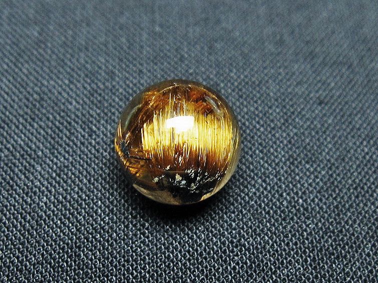 ゴールドタイチンルチル入り水晶丸玉 11mm [t145-2333] 1枚目