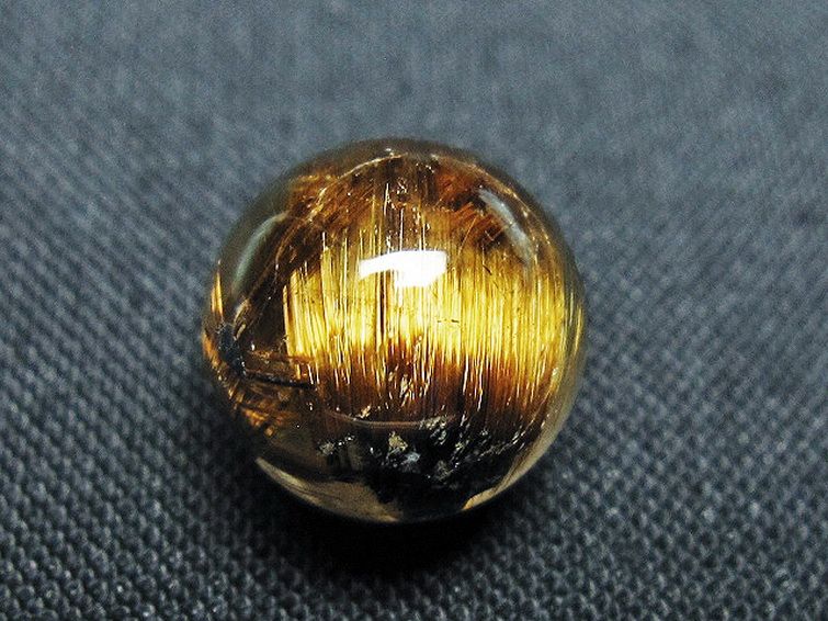 ゴールドタイチンルチル入り水晶丸玉 11mm [t145-2333] 2枚目