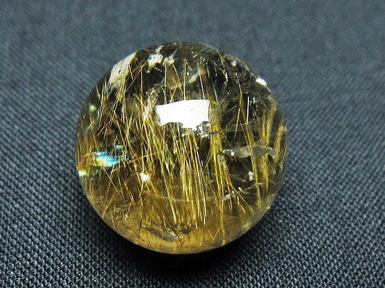 ゴールドタイチンルチル入り水晶丸玉 20mm [t145-2467] 2枚目
