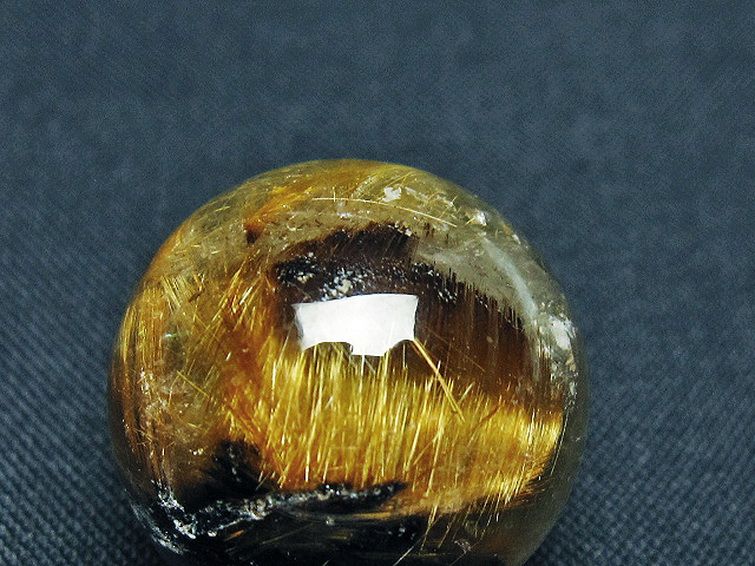 ゴールドタイチンルチル入り水晶丸玉 22mm [t145-2509] 2枚目