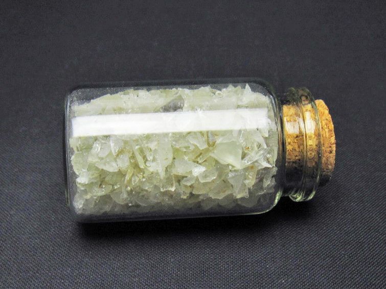 リビアングラス さざれ [t145-2666] 3枚目