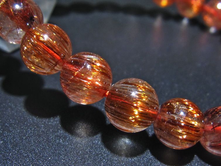 ファイナルグレード金針ルチル水晶ブレスレット 8mm [t15-10177] 3枚目