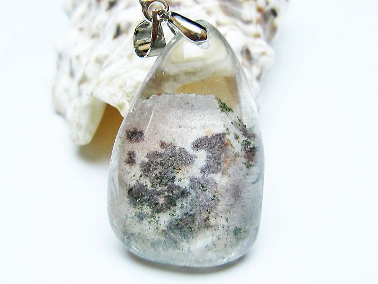 グリーンファントムペンダント [t175-2030] 1枚目