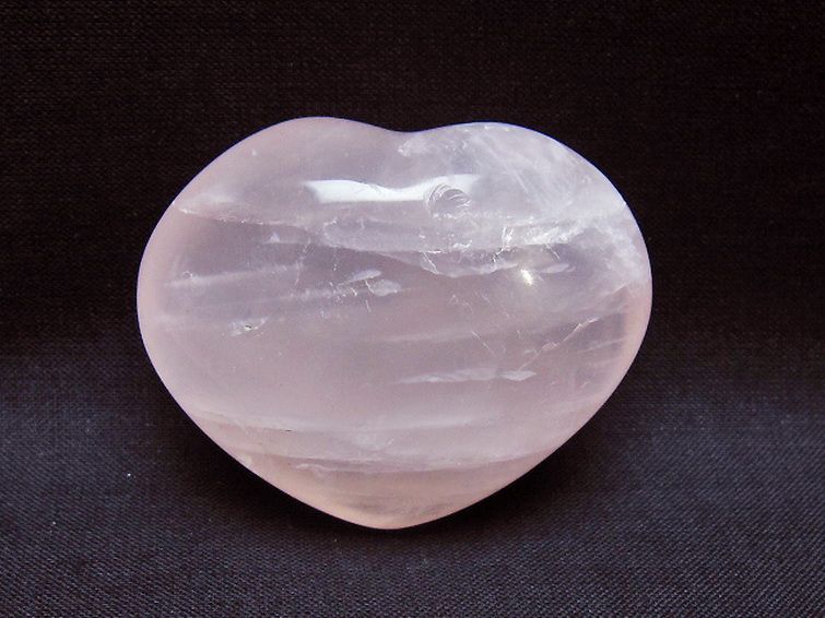 ローズクォーツ ハート原石 [t225-8645] 1枚目