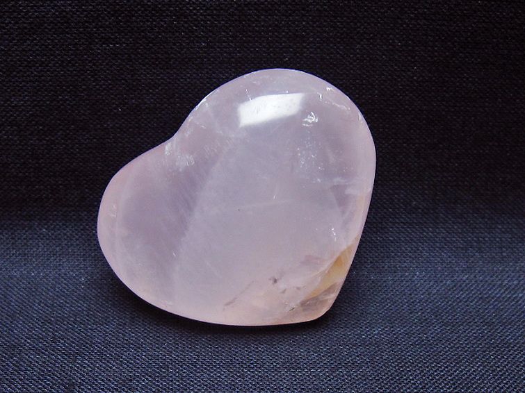 ローズクォーツハート置物 [t225-8661] 1枚目