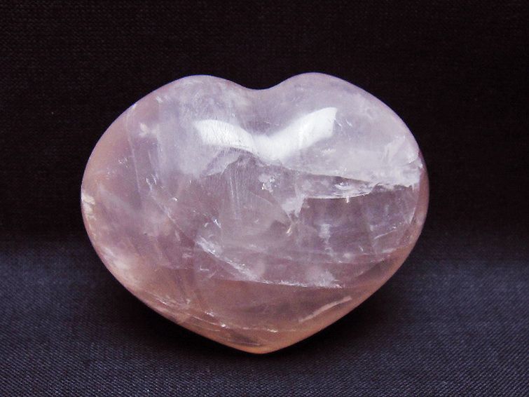 ローズクォーツハート置物 [t225-8687] 1枚目