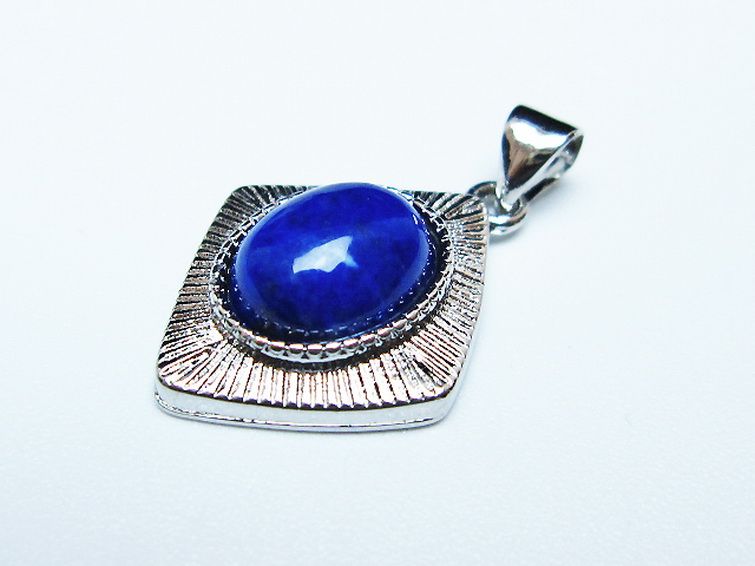 ヴィンテージ☆ラピスラズリ ペンダント 天然石 パワーストーン パワーストーン 天然石 ラピスラズリペンダント[T25-40973]
