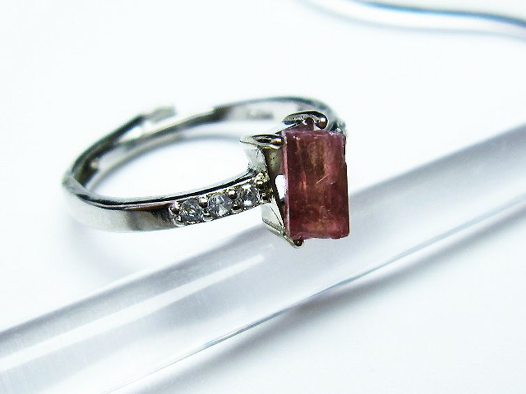 赤トルマリン指輪(13号) [t254-2529] 3枚目