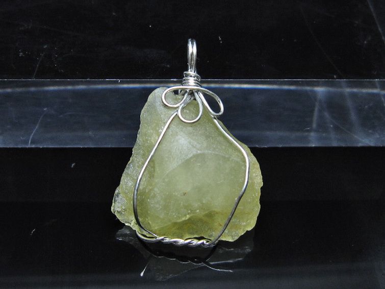 リビアングラス ペンダント [t298-1015] 1枚目