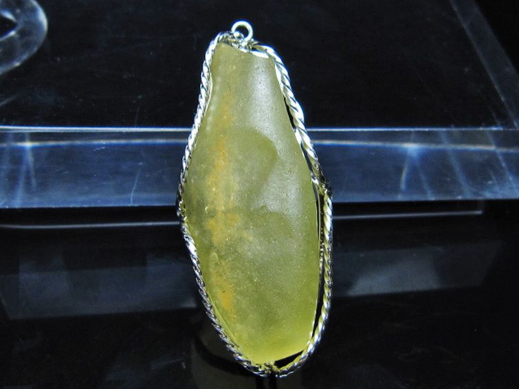 リビアングラス ペンダント [t298-1139] 2枚目