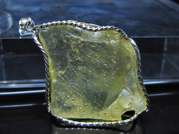 リビアングラス ペンダント [t298-1151] 3枚目