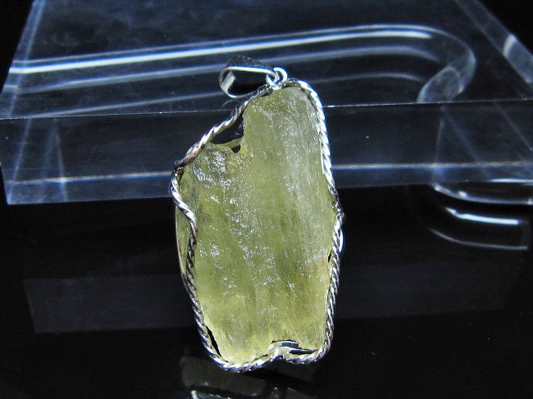 リビアングラス ペンダント [t298-1165] 1枚目