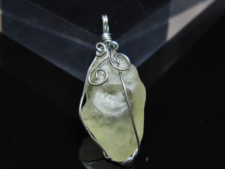 リビアングラス ペンダント [t298-832] 2枚目