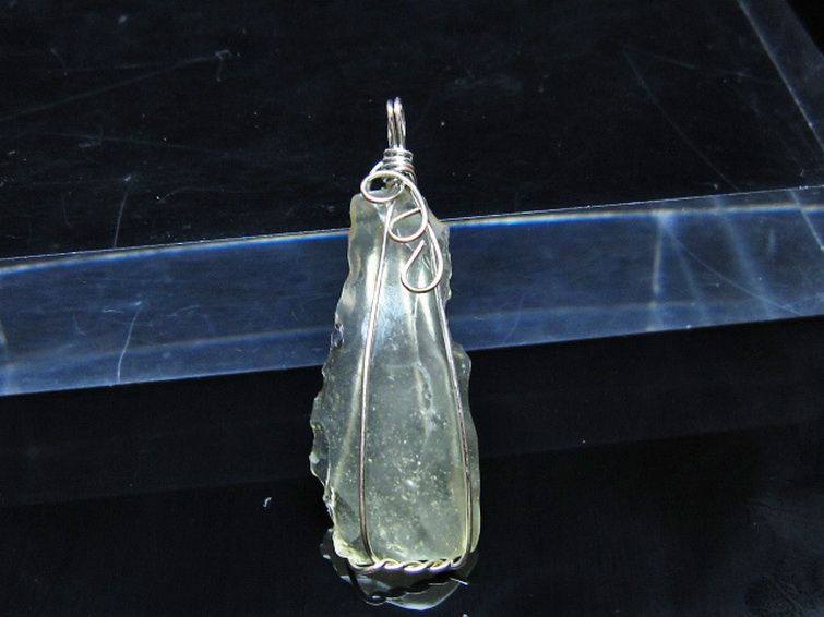 リビアングラス ペンダント [t298-911] 1枚目