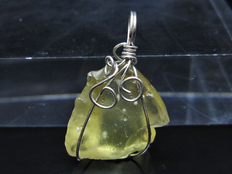 リビアングラス ペンダント [t298-965] 3枚目