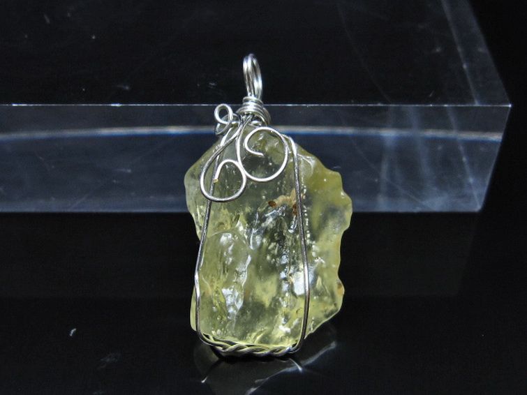 リビアングラス ペンダント [t298-980] 1枚目