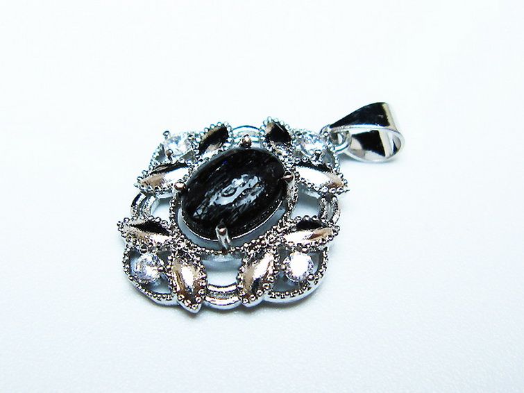 ブラックルチルクォーツペンダント [t343-1581] 3枚目