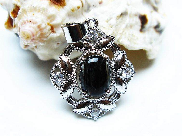 ブラックルチルクォーツペンダント [t343-1609] 1枚目