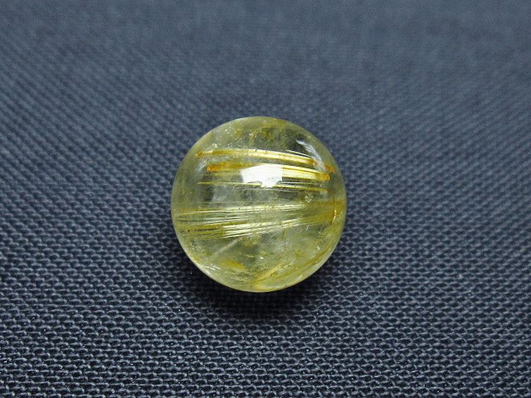 ゴールドタイチンルチル入り水晶丸玉 10mm [T355-1156] 3枚目