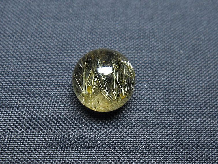ゴールドタイチンルチル入り水晶丸玉 10mm [T355-1183] 1枚目