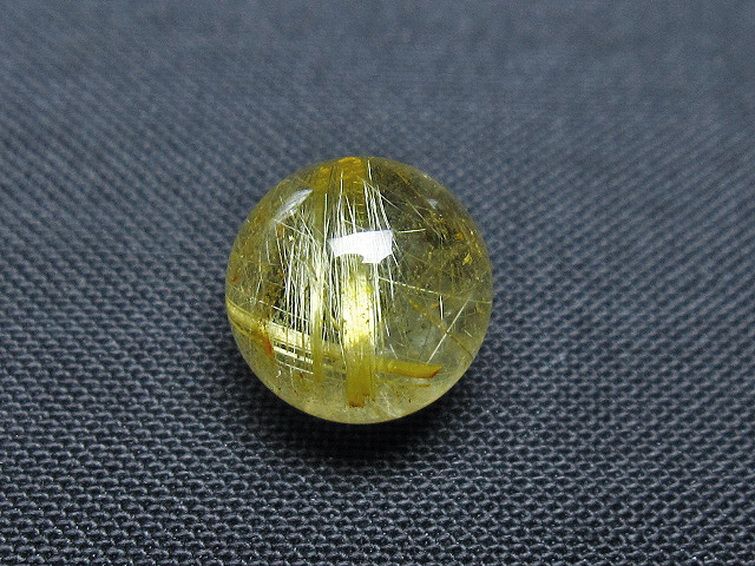 ゴールドタイチンルチル入り水晶丸玉 10mm [t355-1188] 2枚目