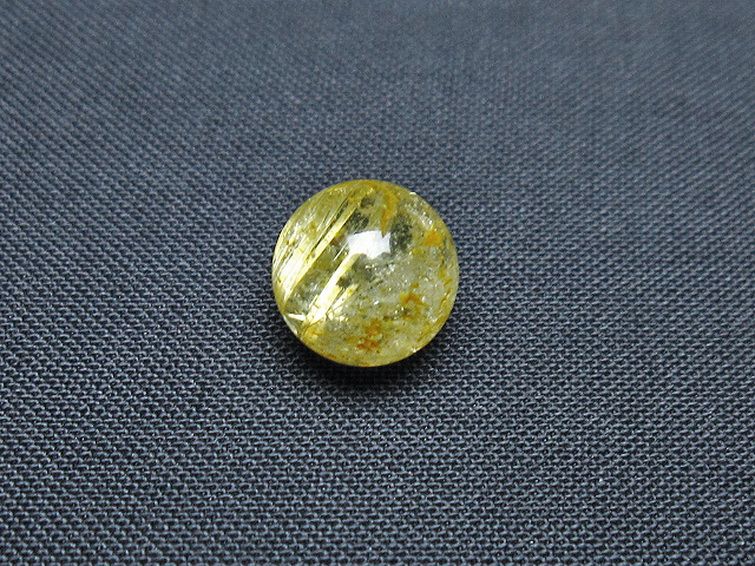 ゴールドタイチンルチル入り水晶丸玉 10mm [T355-1212] 3枚目