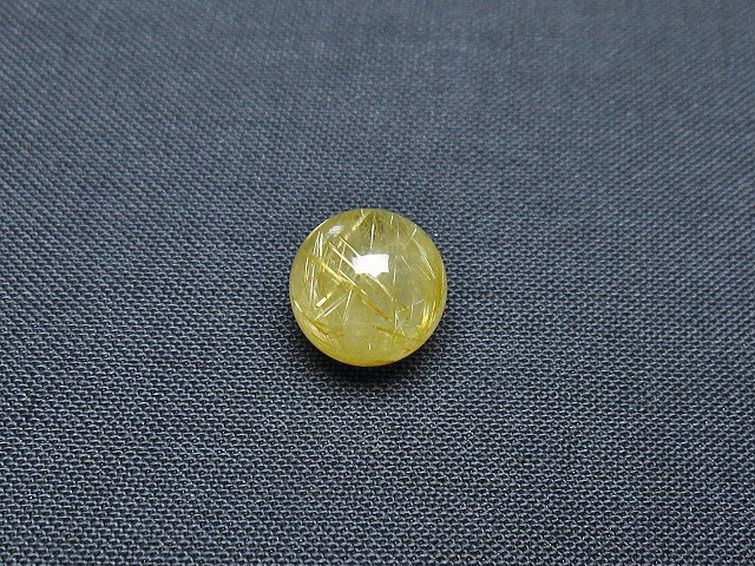 ゴールドタイチンルチル入り水晶丸玉 10mm [T355-1225] 1枚目