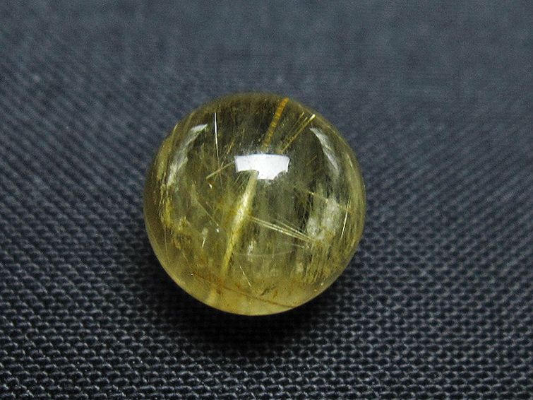 ゴールドタイチンルチル入り水晶丸玉 10mm [T355-1432] 2枚目