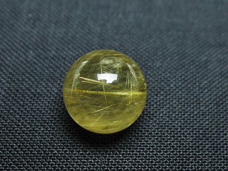 ゴールドタイチンルチル入り水晶丸玉 10mm [T355-1432] 3枚目