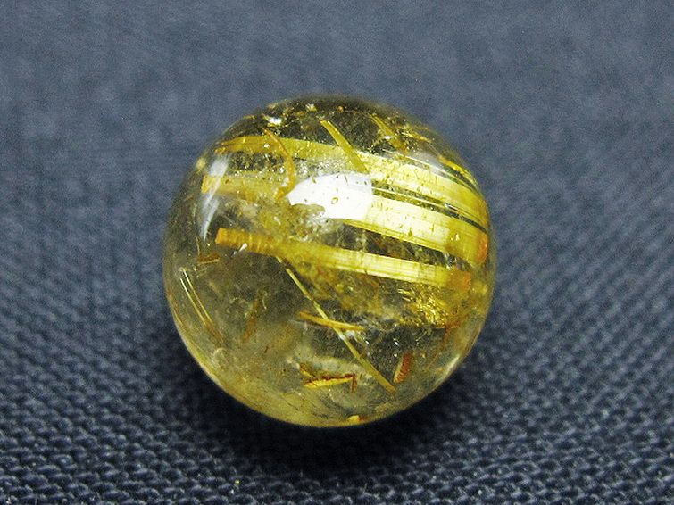 ゴールドタイチンルチル入り水晶丸玉 10mm [t355-1612] 2枚目