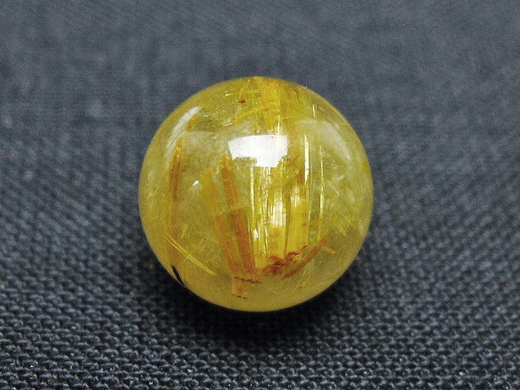 ゴールドタイチンルチル入り水晶丸玉 10mm [t355-1638] 1枚目