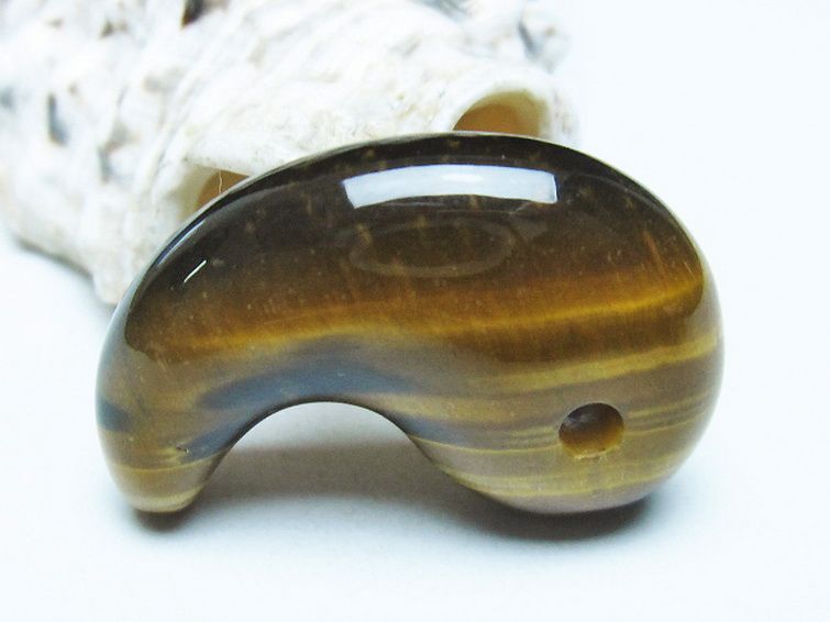 タイガーアイ※黄虎目石勾玉 [t356-1764] 2枚目