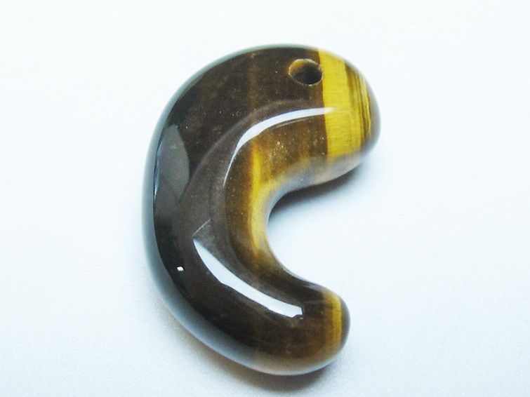 タイガーアイ※黄虎目石勾玉 [t356-1784] 1枚目