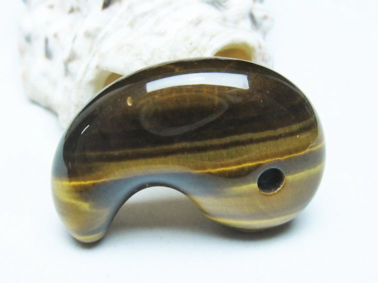 タイガーアイ※黄虎目石勾玉 [t356-1852] 2枚目