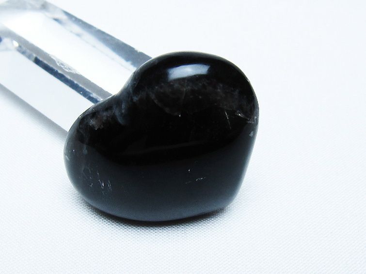 モリオン 純天然 黒水晶 ハート 置物[T375-5266] 2枚目