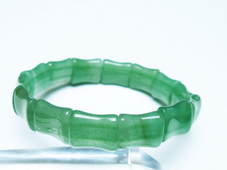 インド翡翠バングル[T379-3589] 1枚目