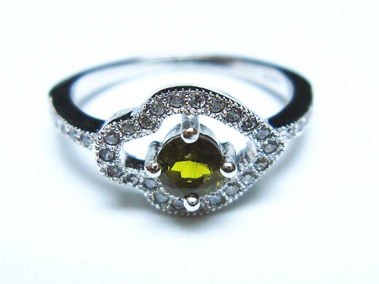 緑トルマリン指輪(13号) [t384-1574] 1枚目