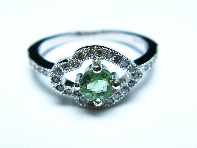 緑トルマリン指輪(13号) [t384-1577] 1枚目