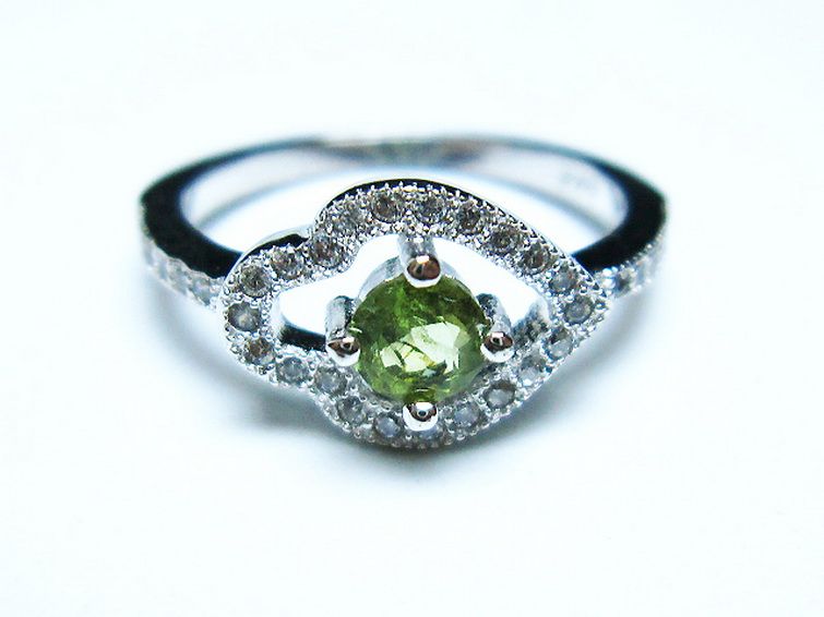 緑トルマリン指輪(11号) [t384-1578] 1枚目