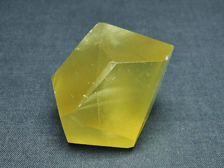 黄水晶(シトリン)原石[T386-7015] 1枚目