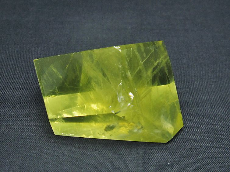 黄水晶(シトリン)原石[T386-7025] 3枚目