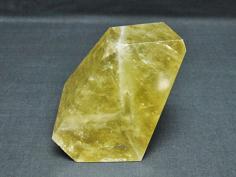 黄水晶(シトリン)原石[T386-7061] 1枚目